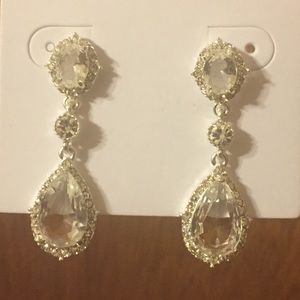 Teardrop earrings